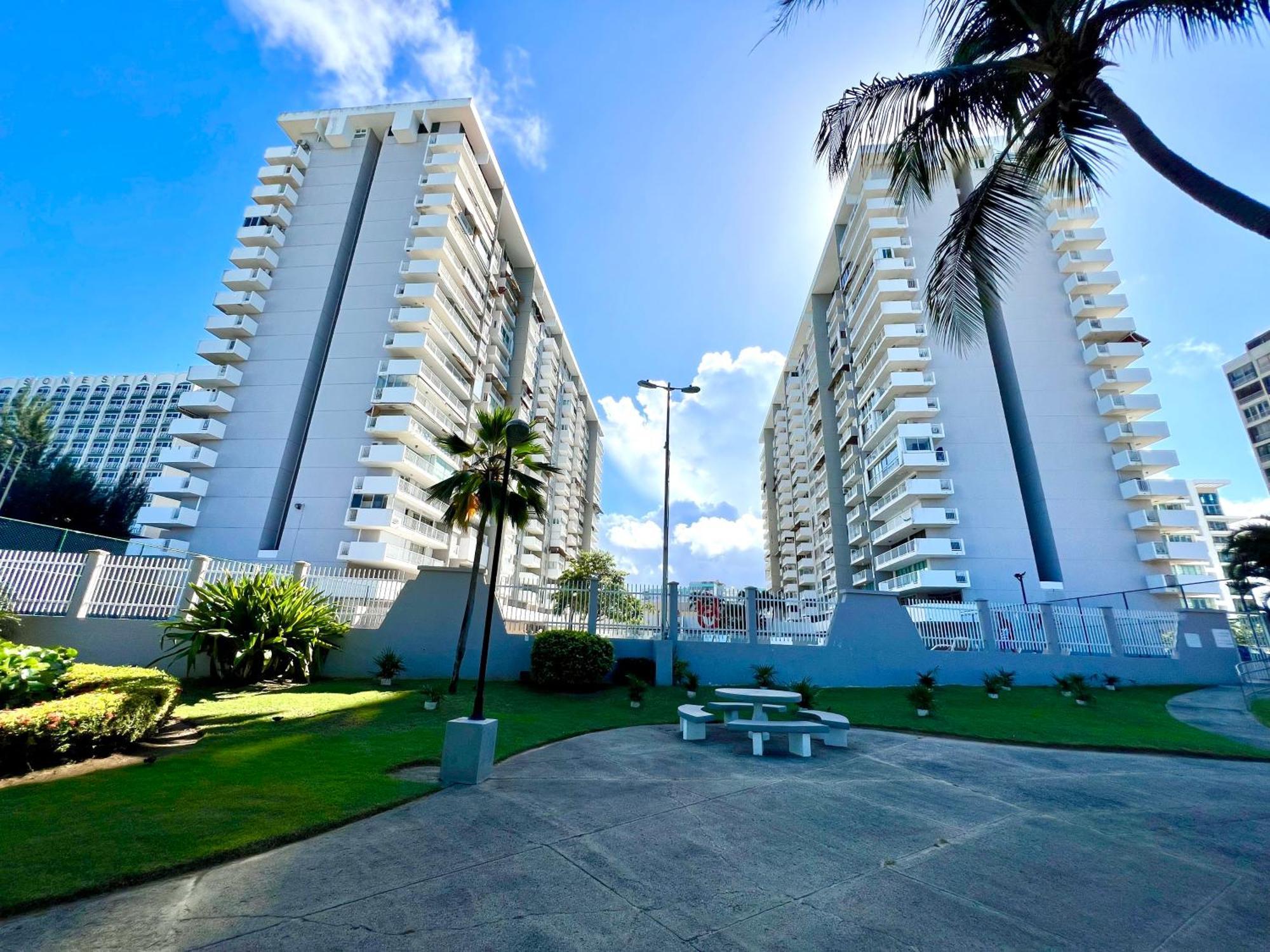 Ocean View Apt On Isla Verde In A 14Th Floor San Juan Esterno foto